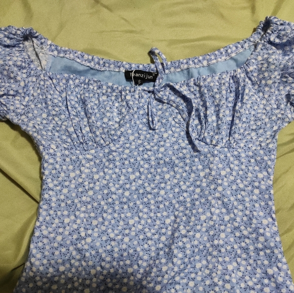 Nwt size small milkmaid floral patterned dress - Picture 2 of 6